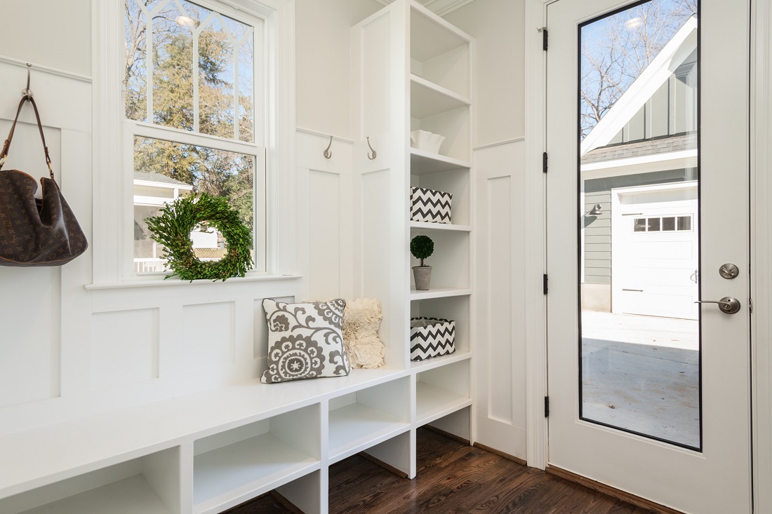 6 Inspirational Ideas to Construct the Mudroom of Your Custom Home 