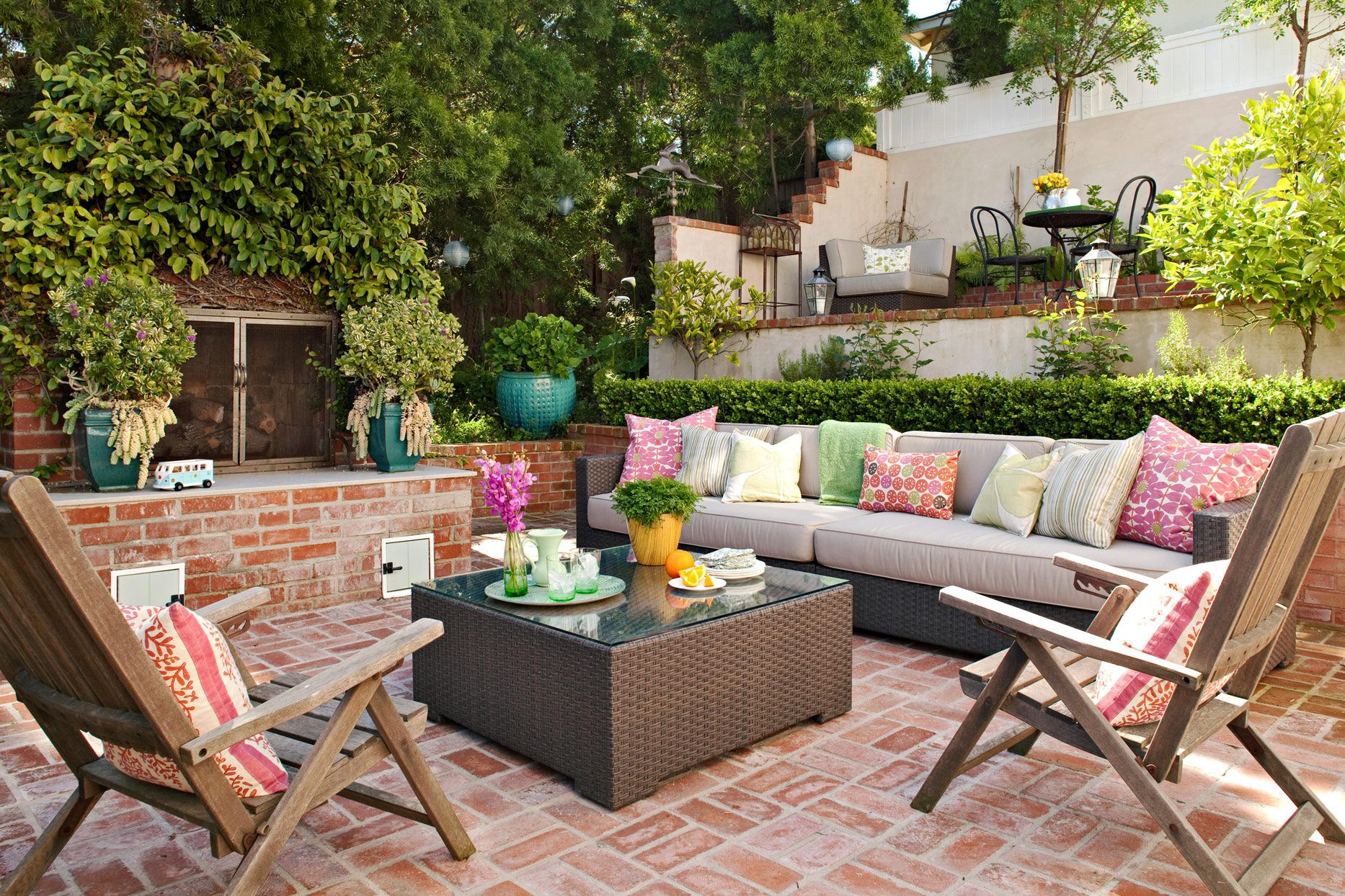 Fun Ideas for an Outdoor Oasis Right In Your Own Backyard